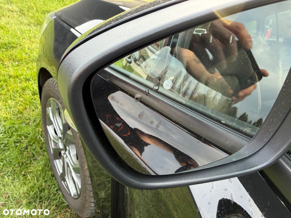 Ford Focus 1.0 EcoBoost Hybrid ST-LINE - 25