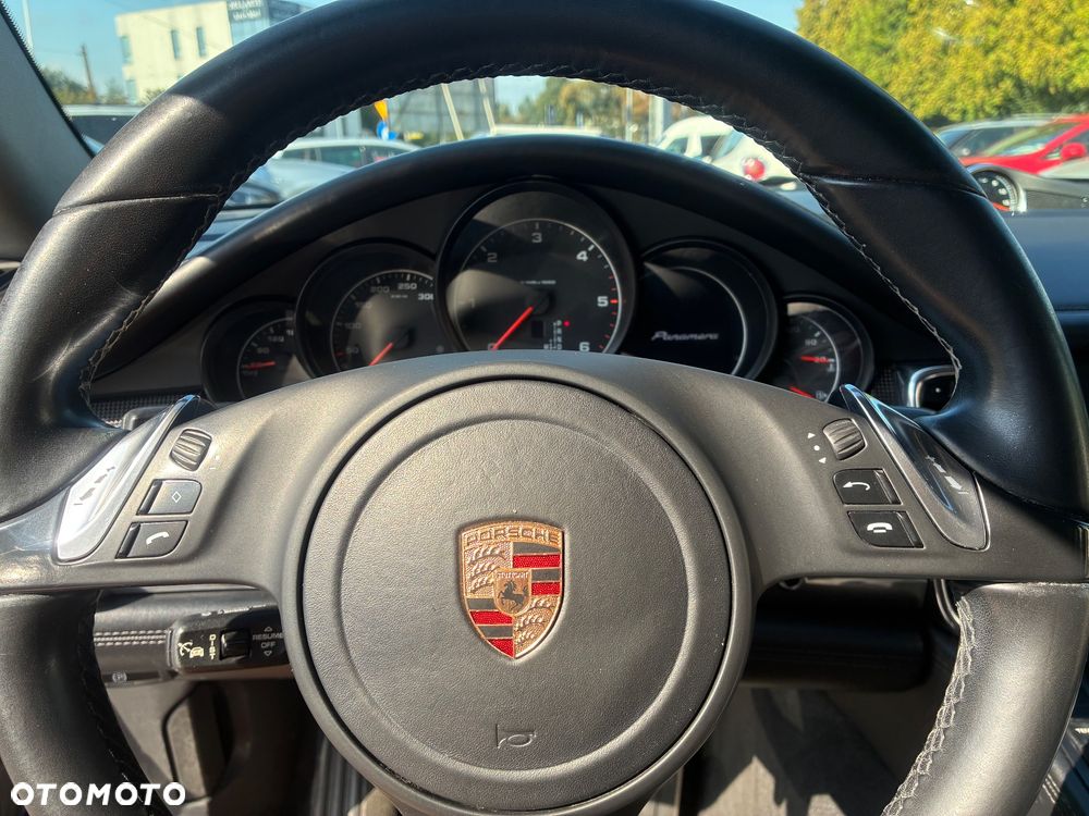 Porsche Panamera Diesel - 16