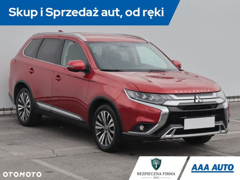 Mitsubishi Outlander - 3