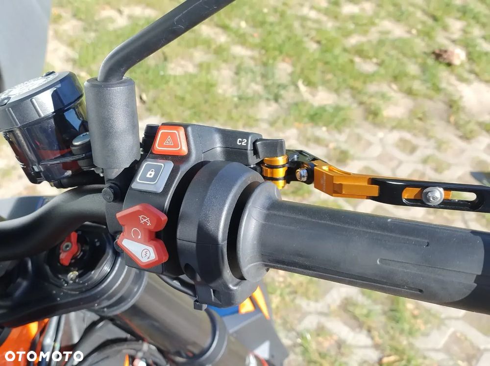 KTM Super Duke - 13