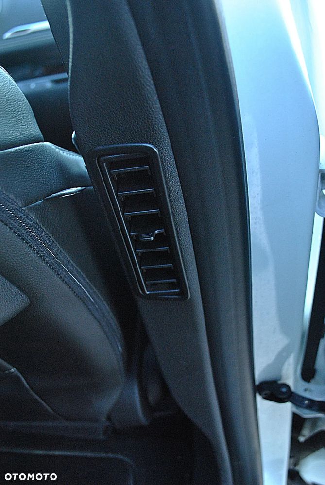 Renault Scenic ENERGY dCi 160 EDC BOSE EDITION - 31