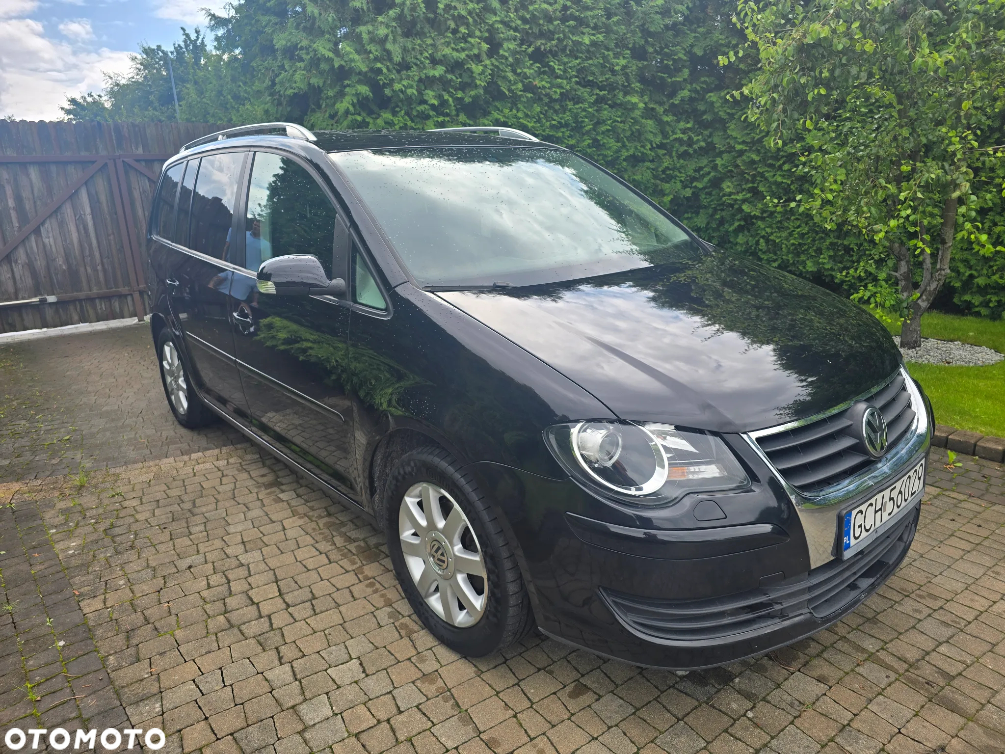 Volkswagen Touran 1.9 TDI Highline - 9