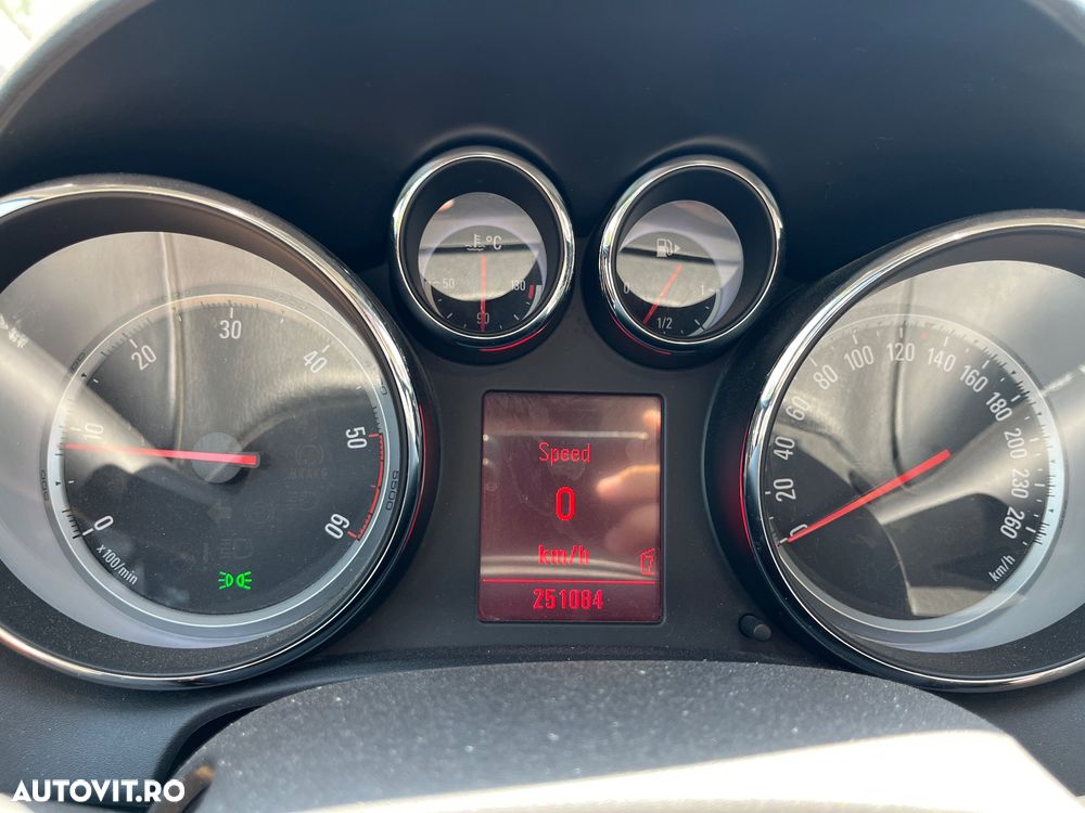 Opel Astra 1.7 CDTI Cosmo - 13