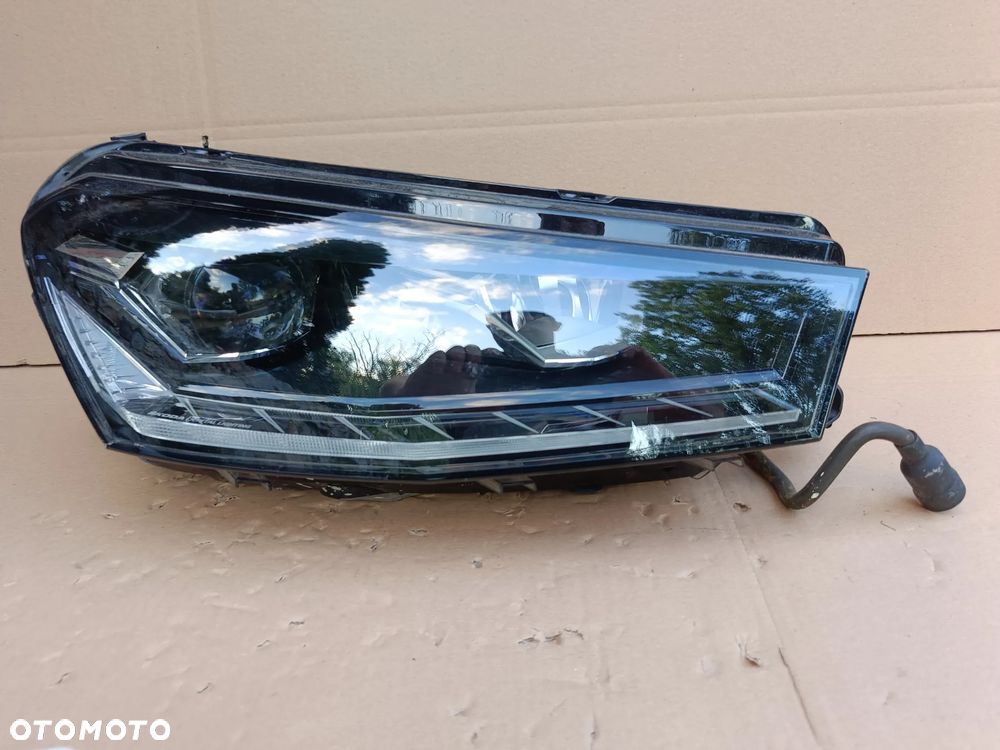 Full Led przedni prawy Skoda Fabia IV 4 lampa 6VB941016A reflektor