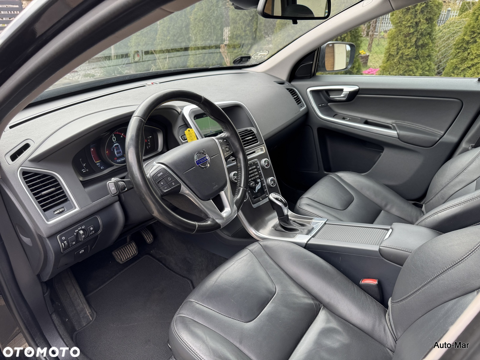 Volvo XC 60 D4 Geartronic Momentum - 16