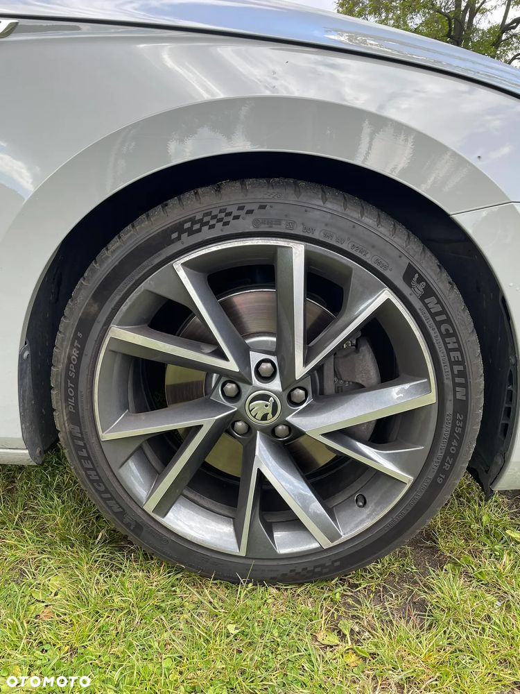 Skoda Superb 2.0 TSI 4x4 Sportline DSG - 17
