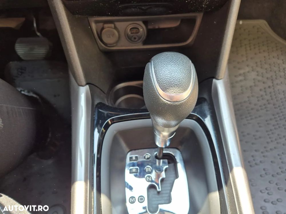Peugeot 2008 1.2 PureTech Turbo EAT6 S&S Active - 8