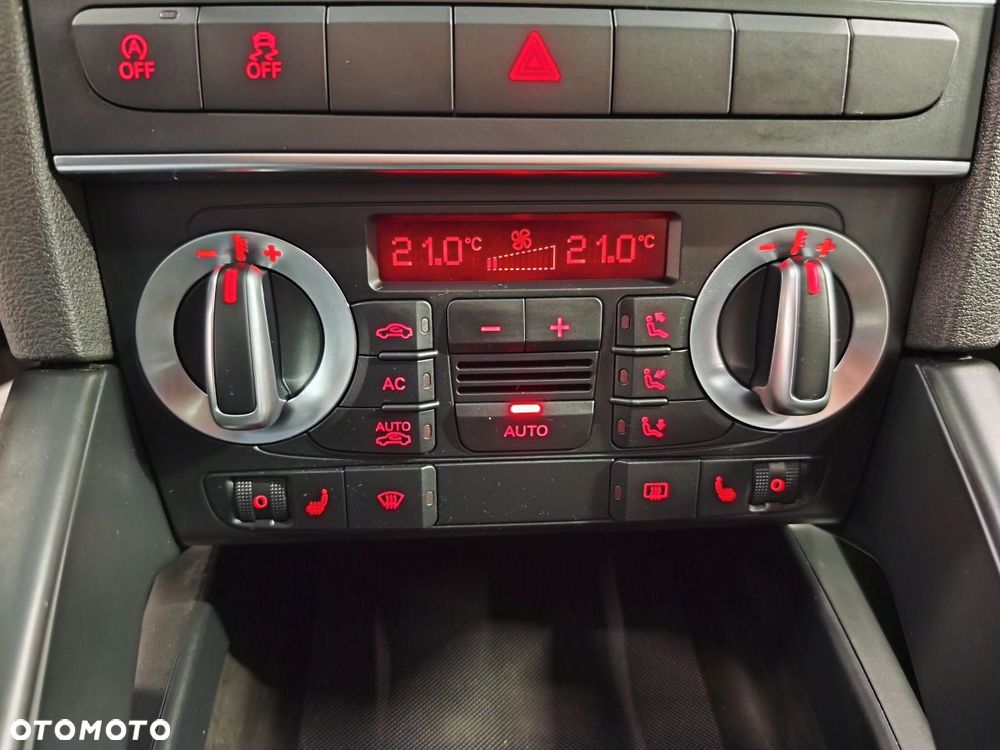 Audi A3 Sportback 2.0 TDI DPF S line Sportpaket plus - 12