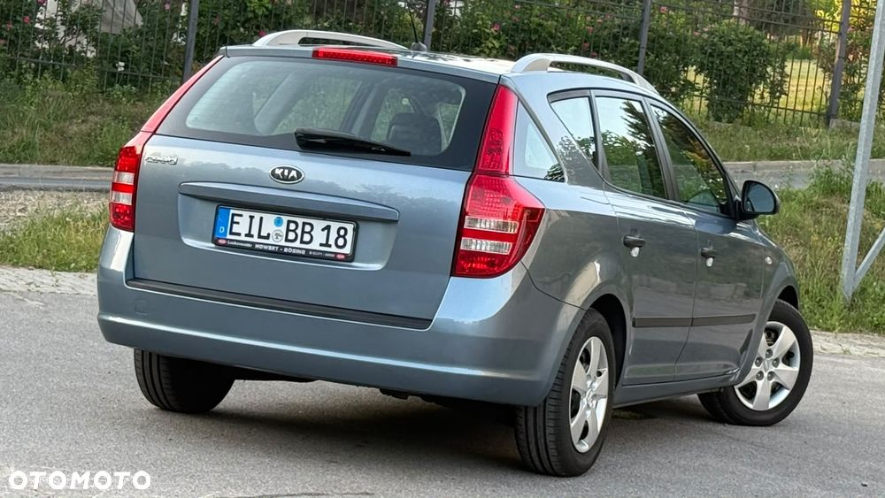 Kia Ceed 1.4 CVVT Attract - 22