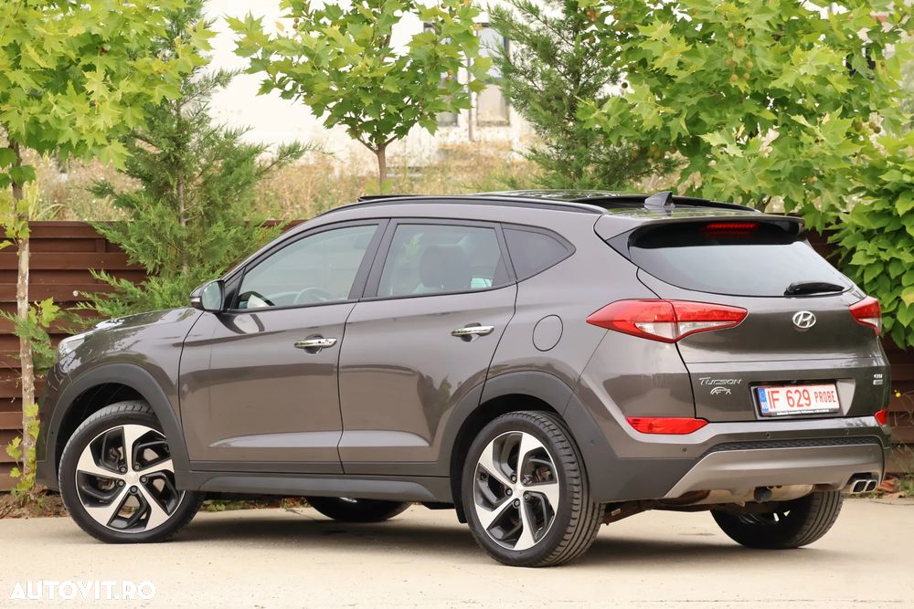 Hyundai Tucson 2.0 CRDI 4WD Automatik 25 Jahre - 3