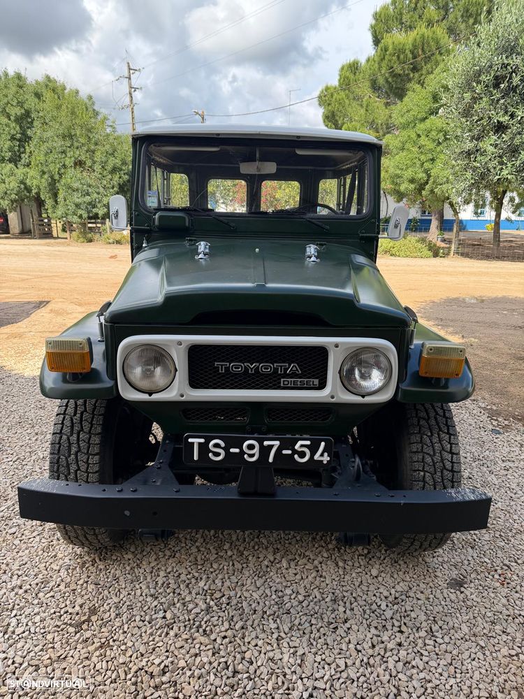 Toyota BJ 40 - 3