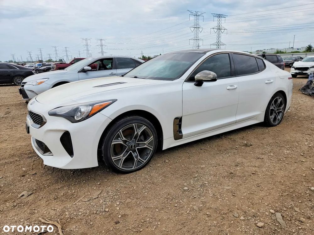 Kia Stinger 2.0 T-GDI GT Line - 1