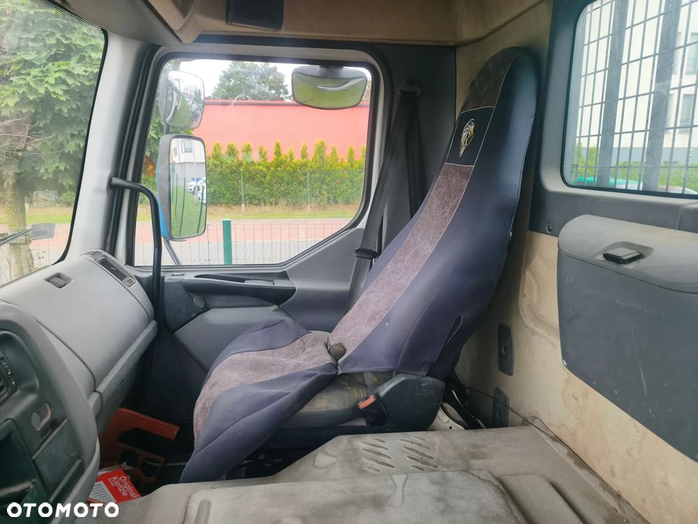Renault KERAX - 8