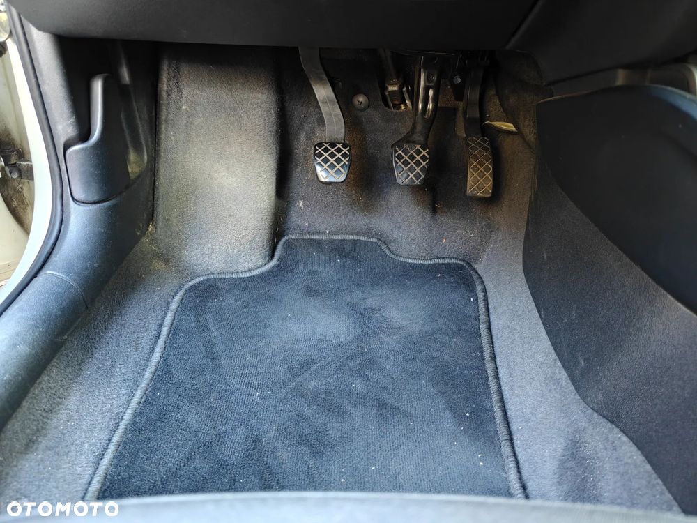 Audi A1 3-drzwiowe 1.6 TDI Ambition - 13