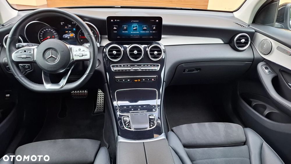 Mercedes-Benz GLC - 34