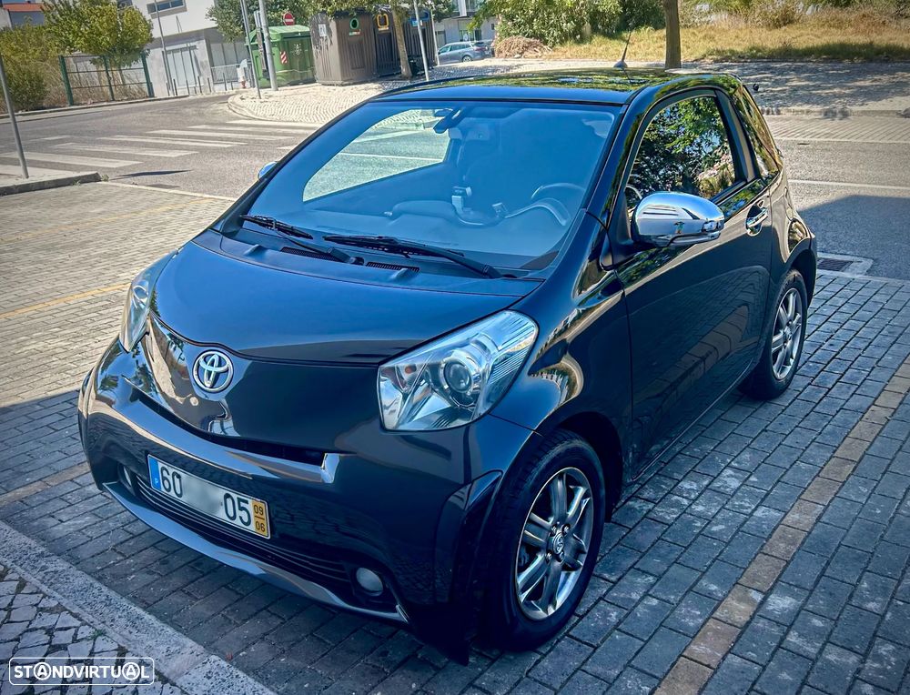 Toyota iQ 1.4 D-4D 2 - 2