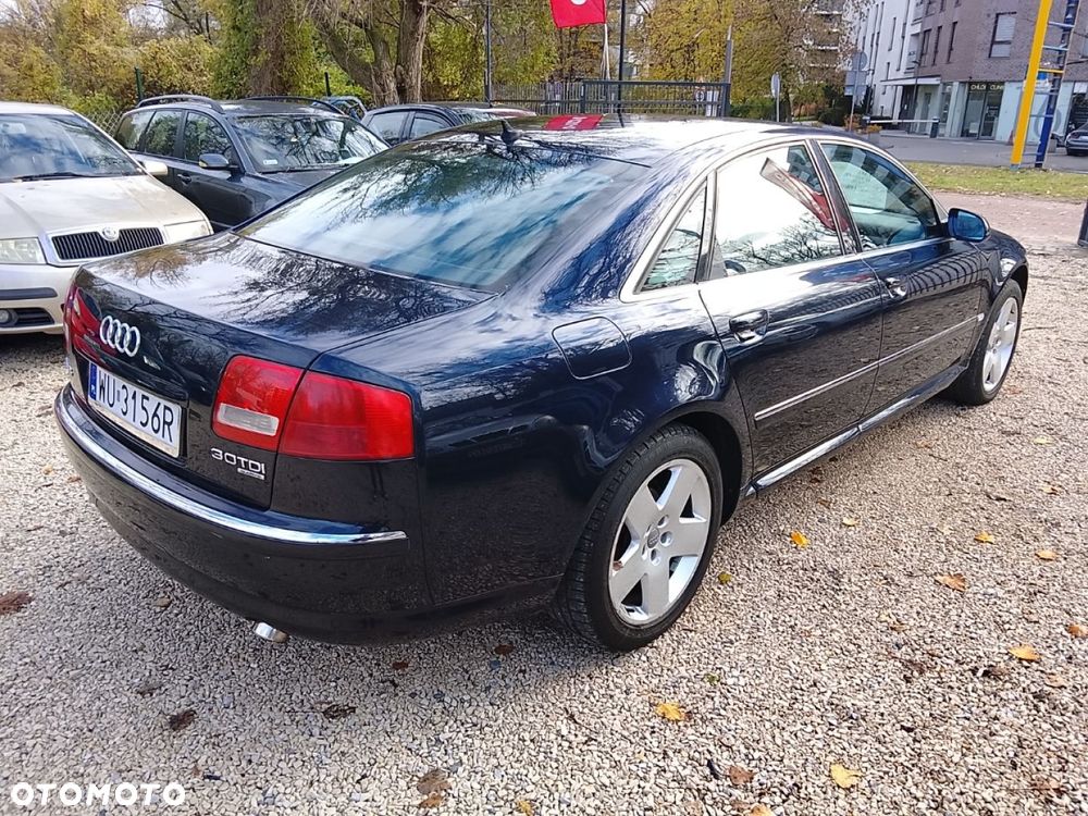 Audi A8 - 3