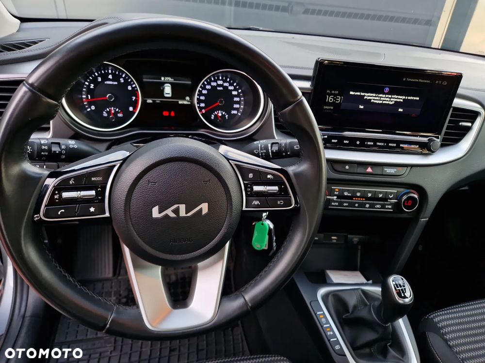 Kia Ceed 1.5 T-GDI M - 13