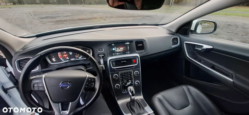 Volvo V60 - 38
