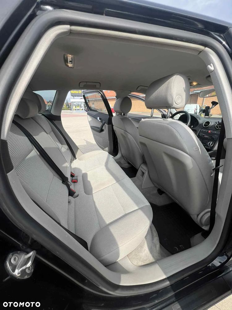 Audi A3 2.0 TDI Ambiente - 13