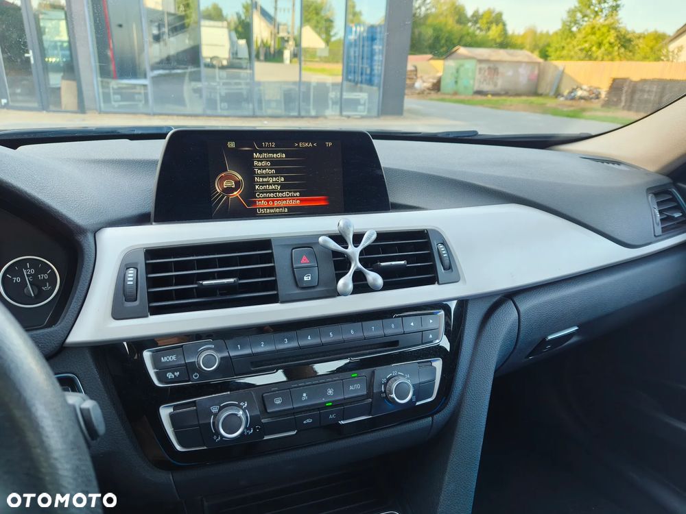 BMW Seria 3 320i Advantage - 14