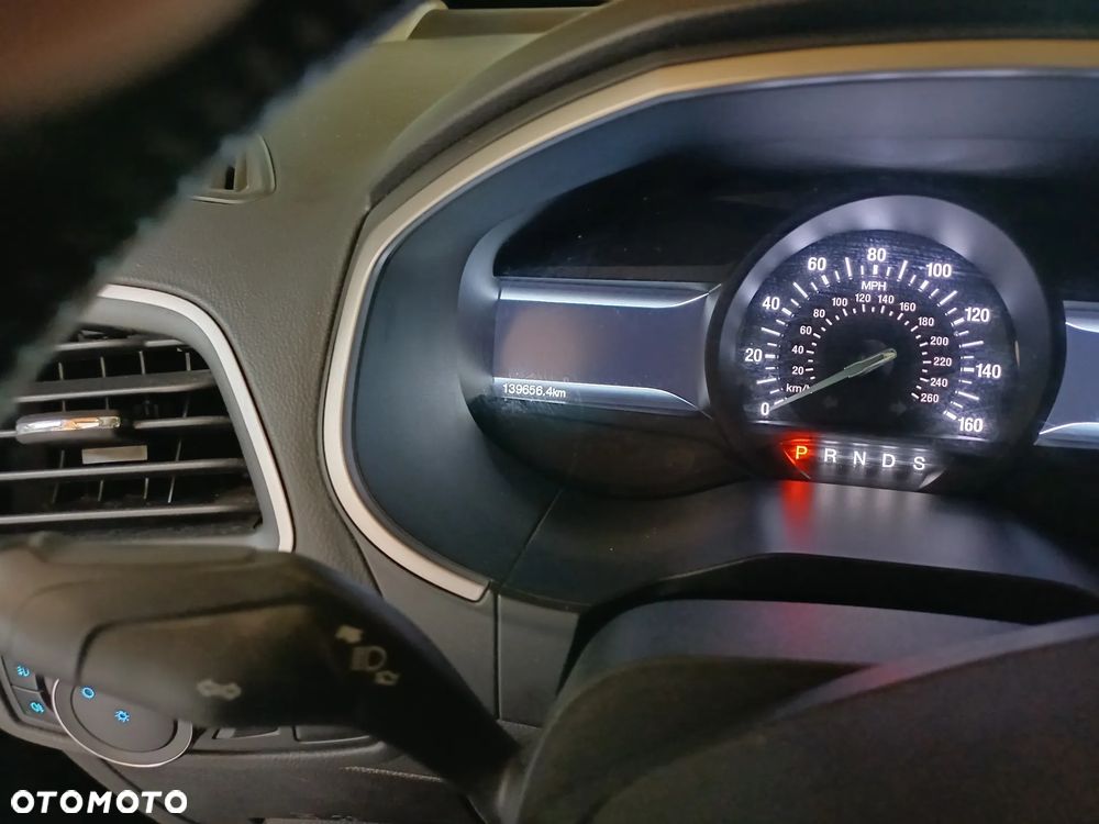 Ford Edge - 10