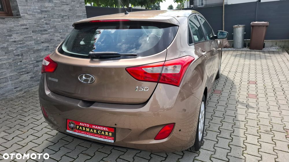 Hyundai i30 1.4 Advantage - 11