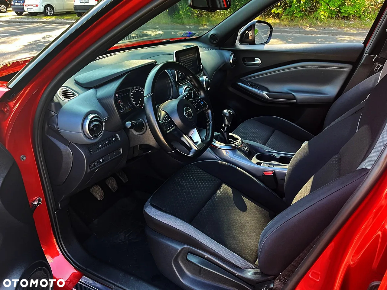 Nissan Juke 1.0 DIG-T N-Connecta - 16