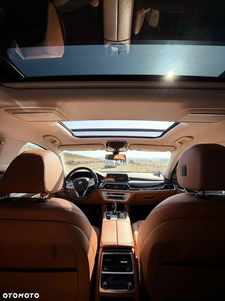 BMW Seria 7 - 16
