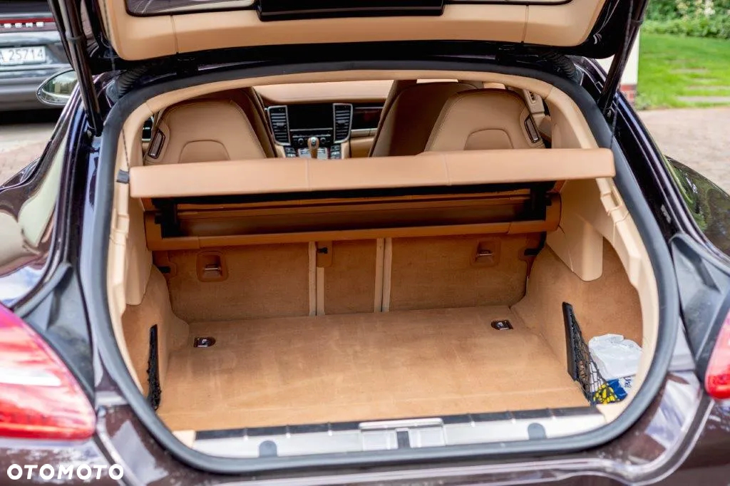 Porsche Panamera Turbo - 17