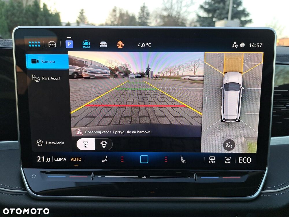 Volkswagen Passat - 31