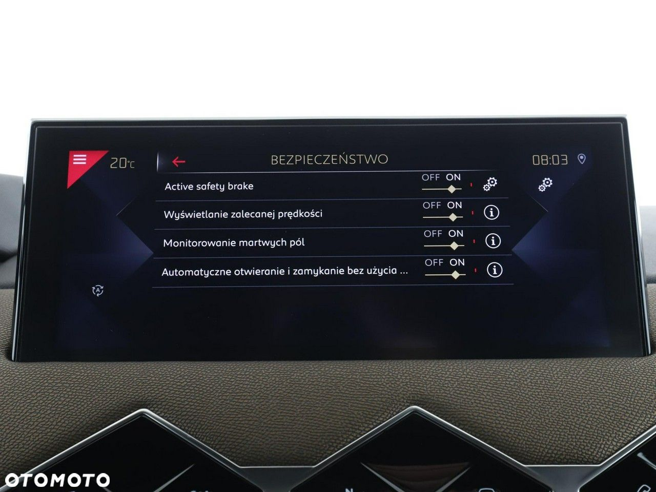 DS Automobiles DS 3 Crossback 1.2 PureTech Grand Chic - 28