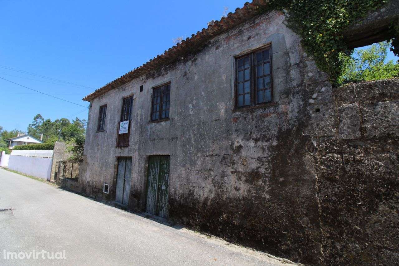 Moradia para Reconstrução com Terreno - Grande imagem: 3/23