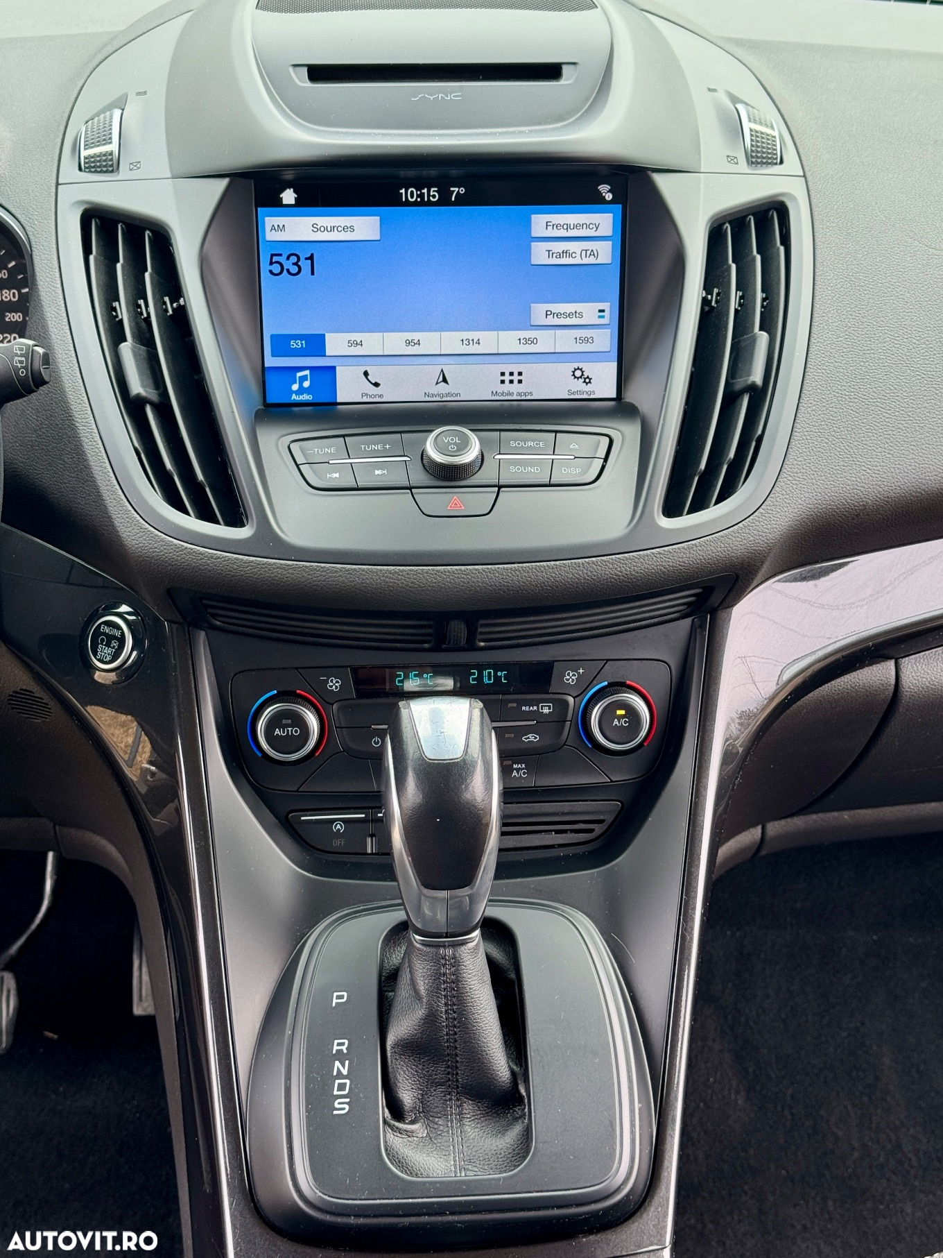 Ford Kuga 2.0 TDCi 2x4 Aut. Cool & Connect - 11