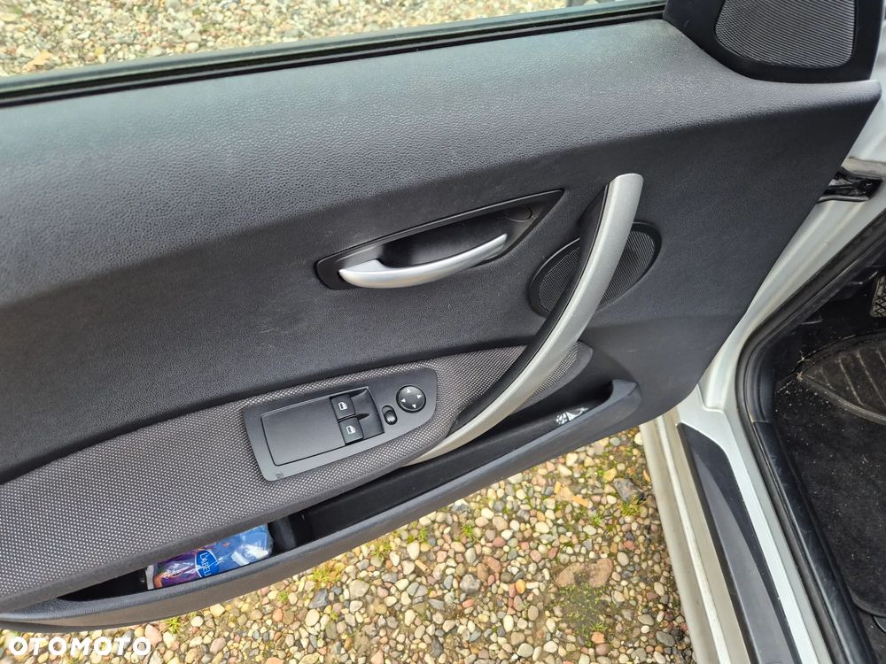 BMW Seria 1 118d - 17
