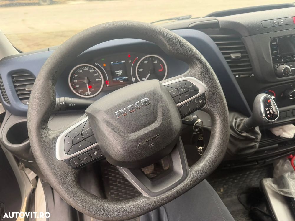Iveco Massif - 13