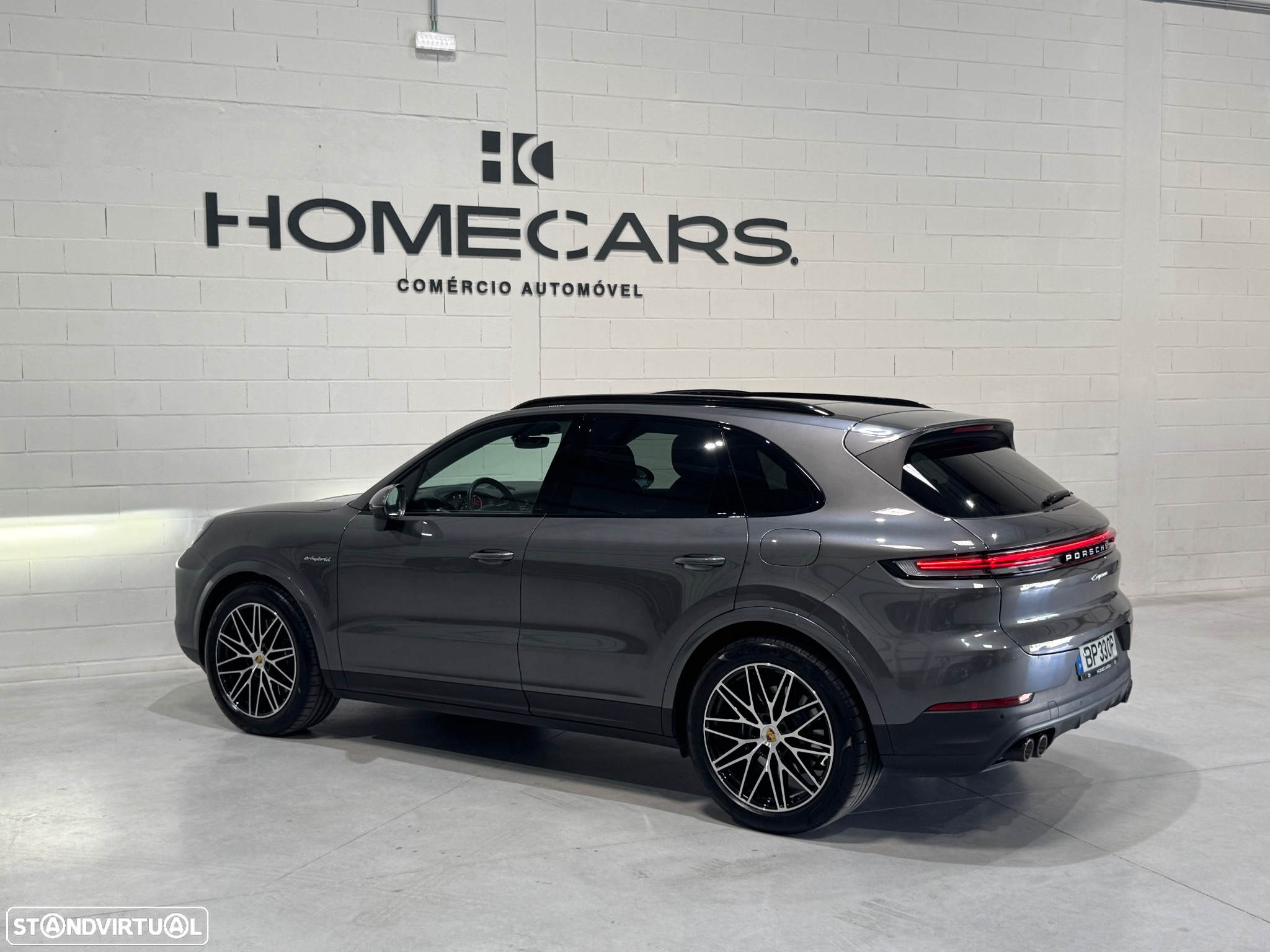 Porsche Cayenne - 19