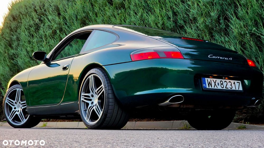 Porsche 911 - 4