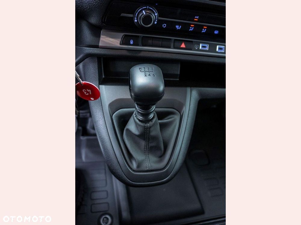 Fiat Scudo Furgon XL 120KM Seria 3 - 11