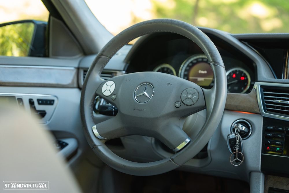 Mercedes-Benz E 200 CGi Elegance BE 165g - 38