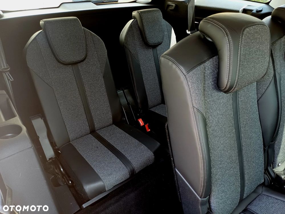 Peugeot 5008 BlueHDi 120 Allure - 17