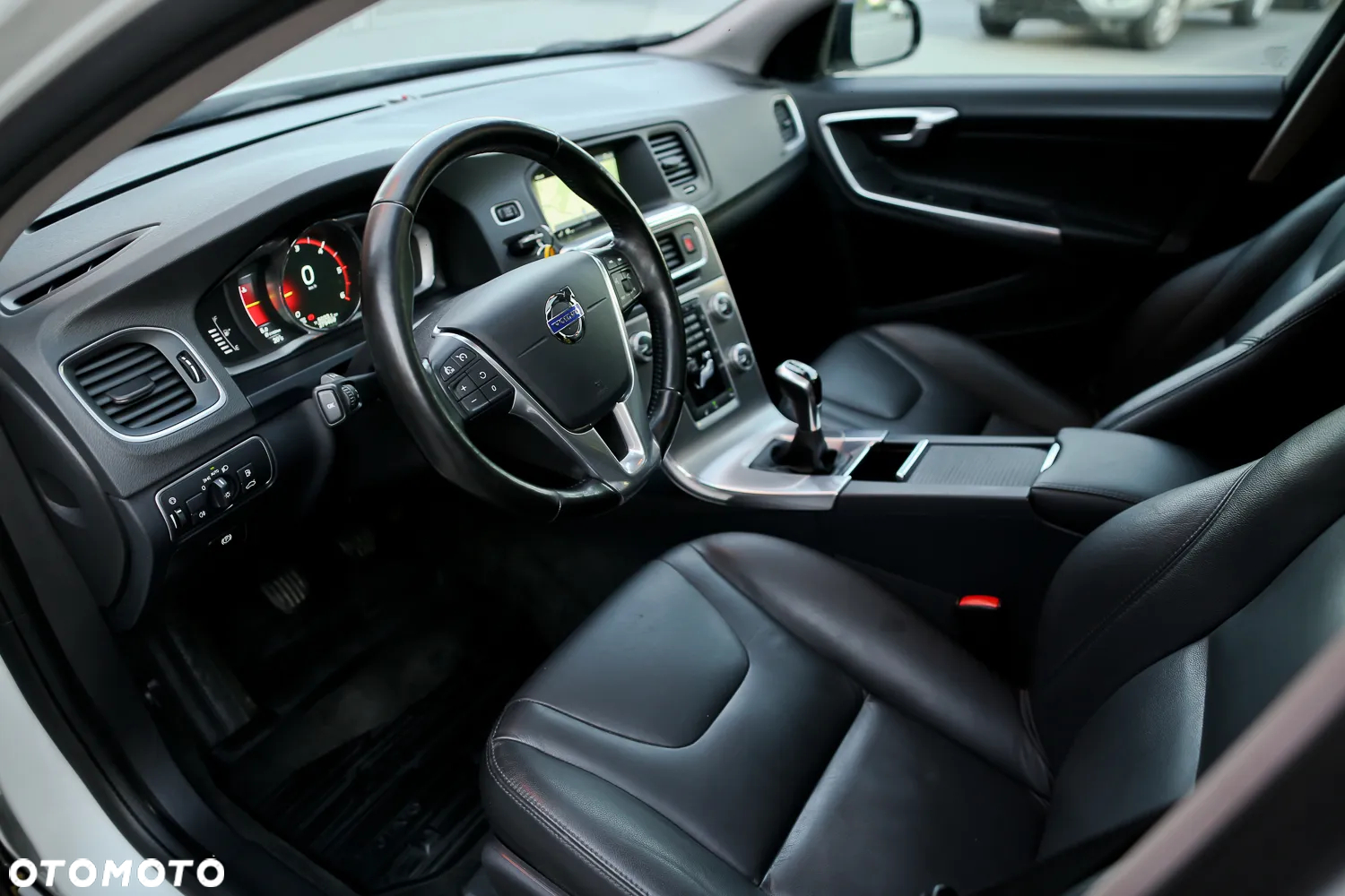 Volvo V60 Cross Country D4 Summum - 18