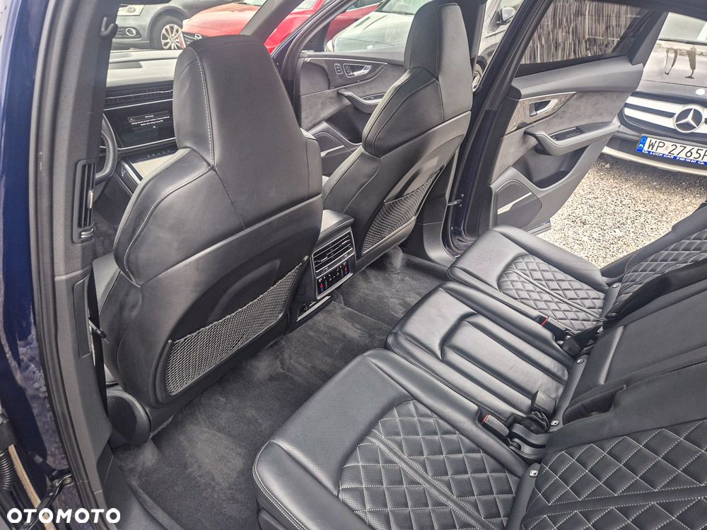 Audi SQ7 4.0 TDI Quattro Tiptronic - 23