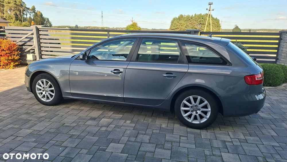 Audi A4 Avant 2013 photo 5