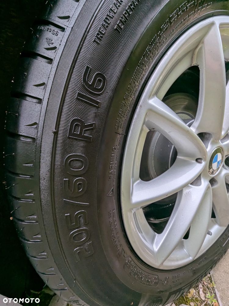 BMW Seria 2 216i - 9