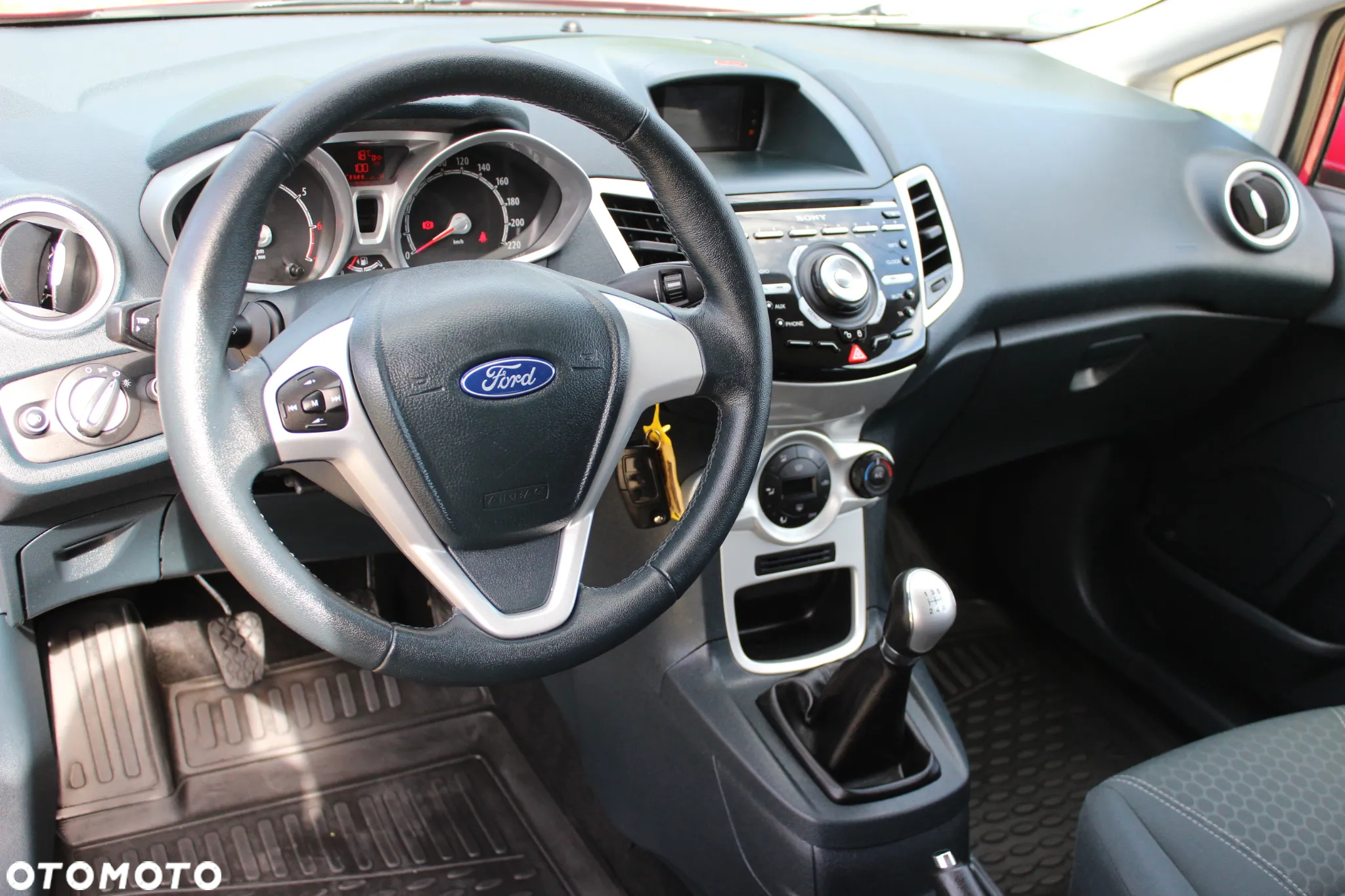 Ford Fiesta 1.25 Titanium X - 28