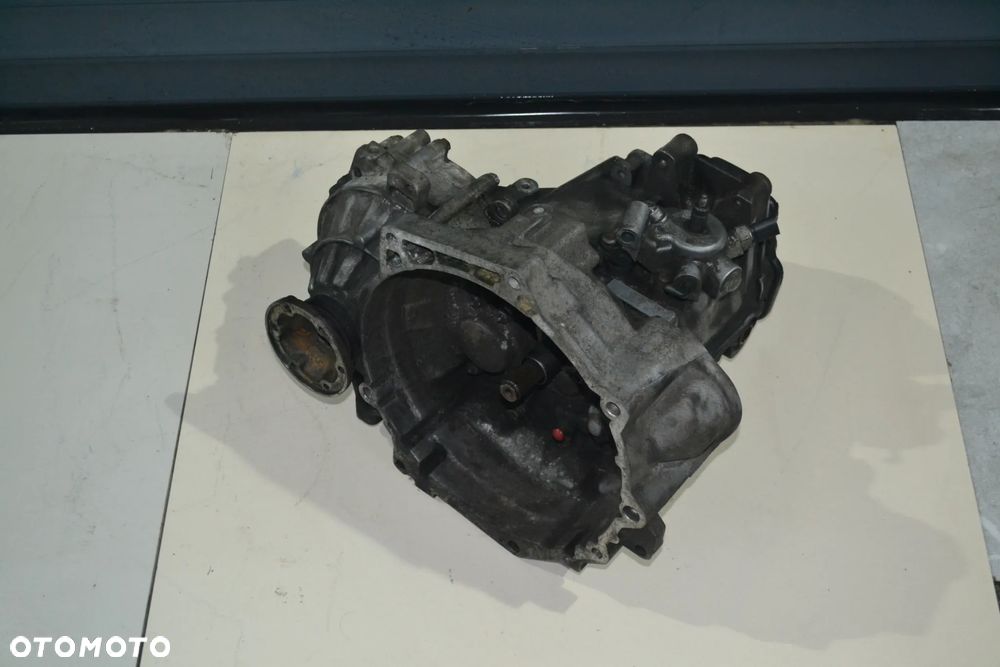 VW AUDI SEAT SKODA 1,9 TDI SKRZYNIA BIEGÓW JCR USZKODZONA DO REGENERACJI POMORSKIE - 1