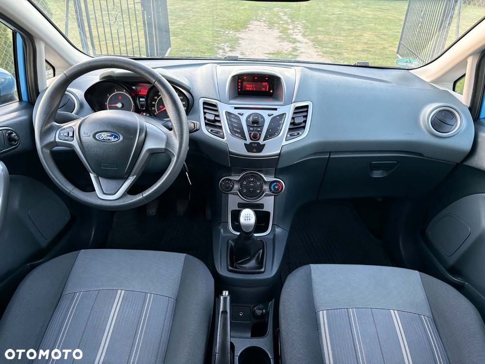 Ford Fiesta 1.25 Silver X - 11