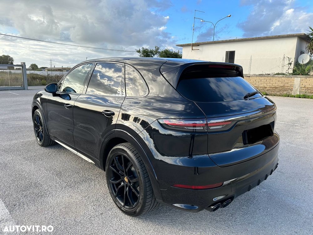 Porsche Cayenne Tiptronic S - 4