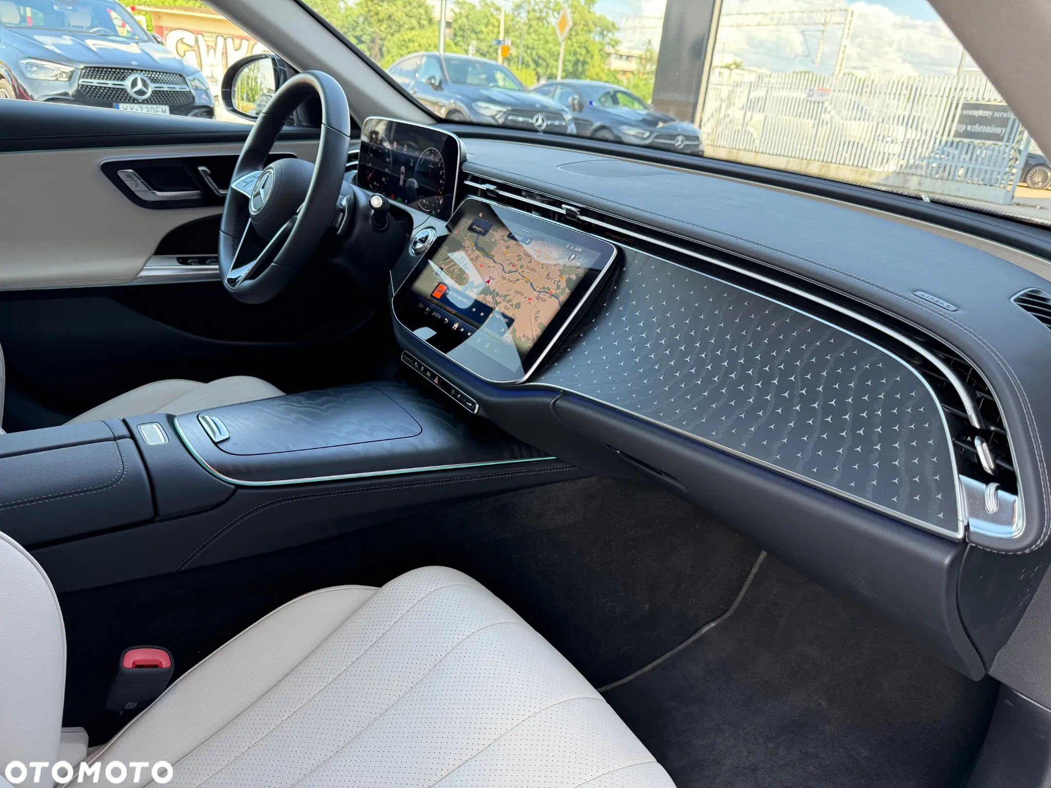 Mercedes-Benz Klasa E 300 de PHEV 4-Matic All-Terrain Avantgarde 9G-Tronic - 17